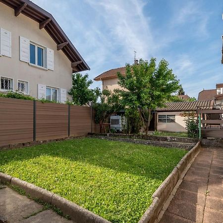 Ideally Located Furnished Townhouse With 3 Bedrooms Parking & Garden Annecy Exterior photo