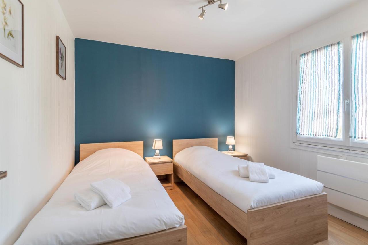 Ideally Located Furnished Townhouse With 3 Bedrooms Parking & Garden Annecy Exterior photo